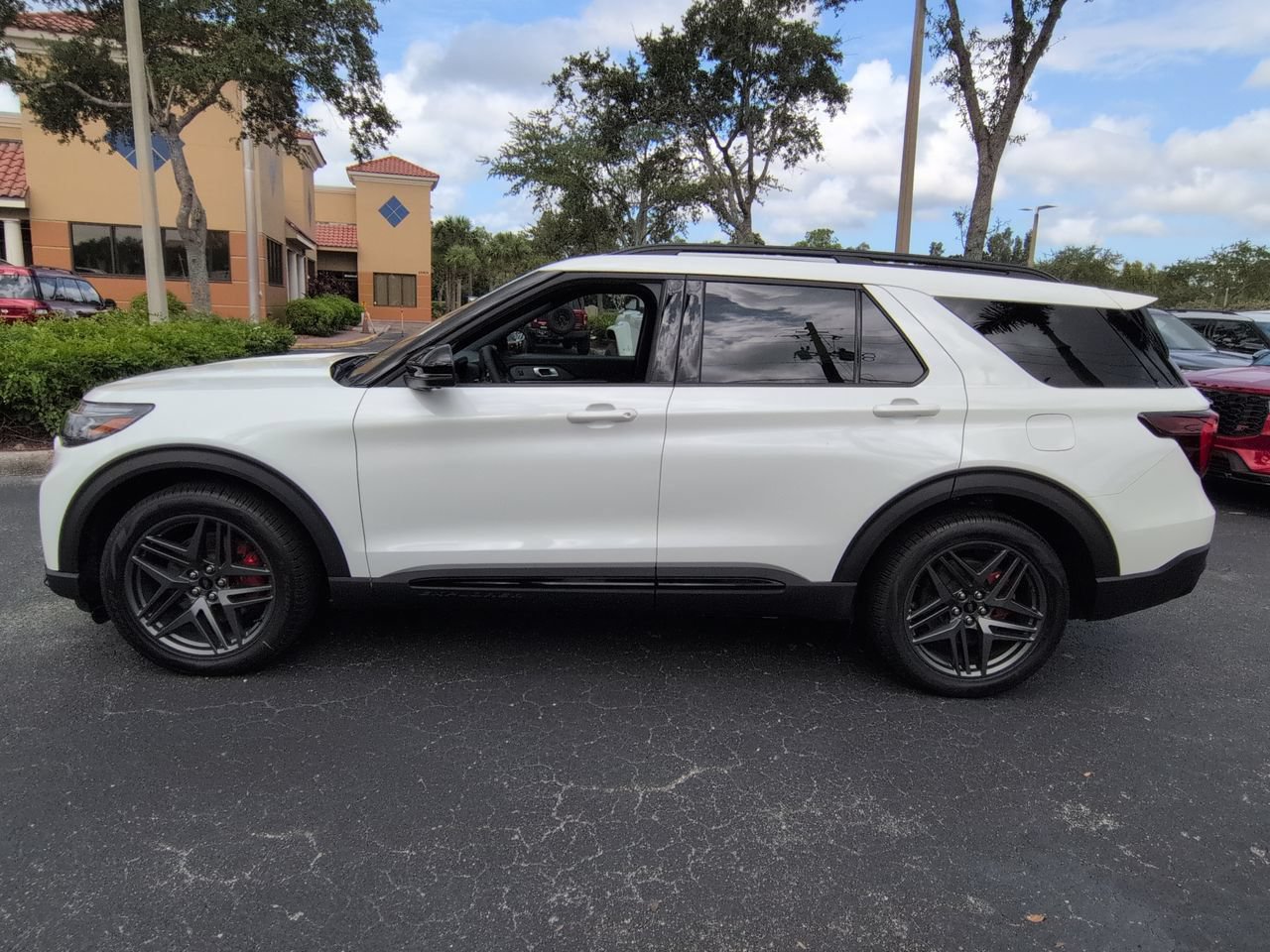 New 2026 Ford Explorer ST w/ Sun And Sound Package AWD/4WD image 7
