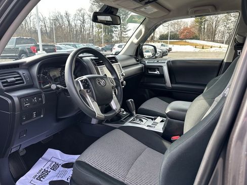 Used 2020 Toyota 4Runner SR5 image 9