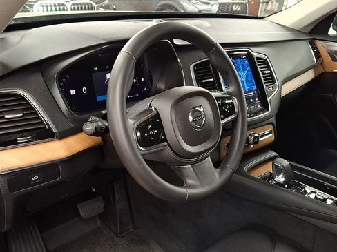 Used 2024 Volvo XC90 B6 Plus w/ Protection Package Premier AWD/4WD image 10