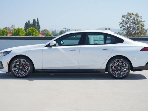 New 2027 BMW 530i xDrive AWD/4WD image 4
