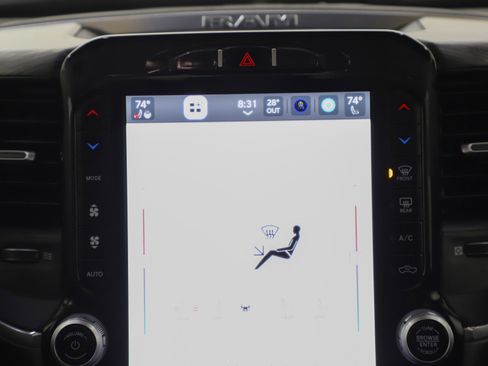 Used 2024 RAM 1500 Laramie image 16