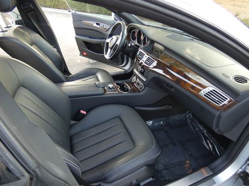 Used 2014 Mercedes-Benz CLS 550 image 24