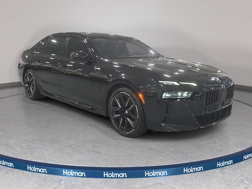 Certified 2023 BMW i7 xDrive60 AWD/4WD image 4