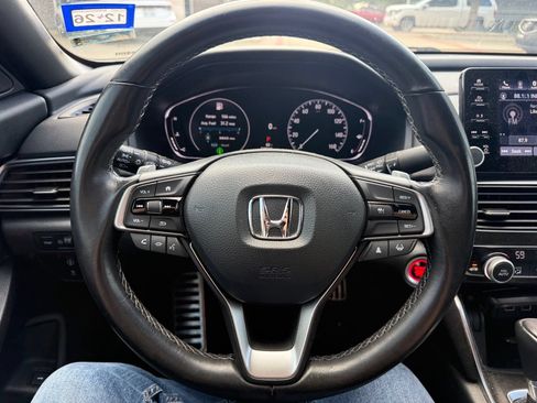 Used 2022 Honda Accord Sport image 11