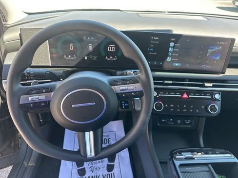 Used 2025 Hyundai Tucson SEL AWD/4WD image 19