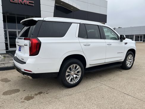 Used 2025 GMC Yukon Denali image 3