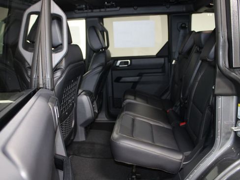 New 2025 Ford Bronco Badlands w/ Sasquatch Package image 23