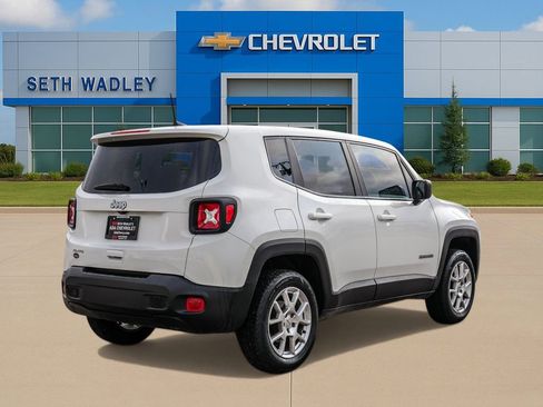 Used 2023 Jeep Renegade Latitude AWD/4WD image 47