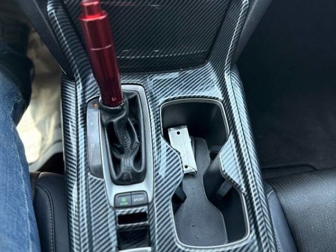 Used 2018 Honda Accord Sport image 39