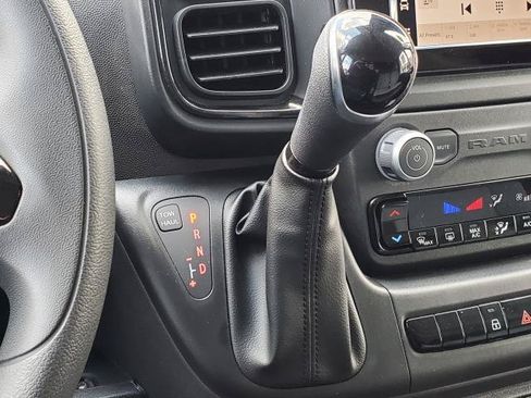 Used 2025 RAM ProMaster 2500 FWD image 12