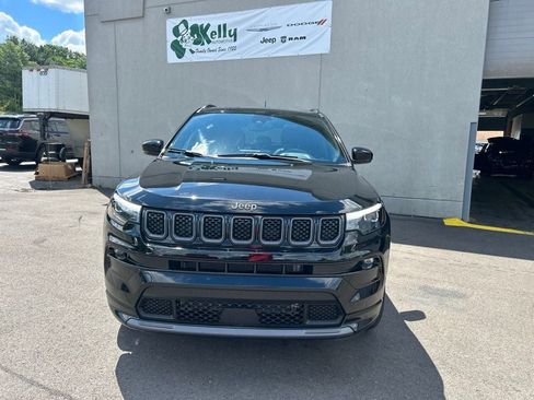 Used 2023 Jeep Compass High Altitude AWD/4WD image 9