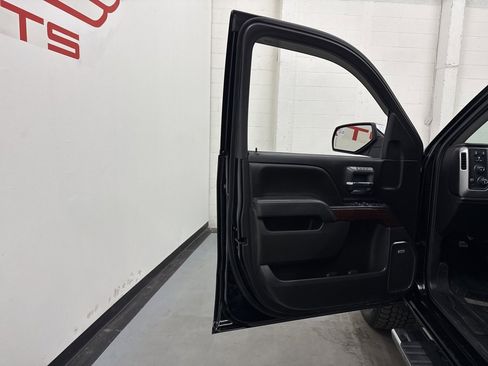 Used 2018 GMC Sierra 1500 SLT image 35