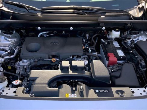 Used 2025 Toyota RAV4 XLE w/ Convenience Package image 30