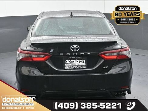 Used 2024 Toyota Camry SE FWD image 4