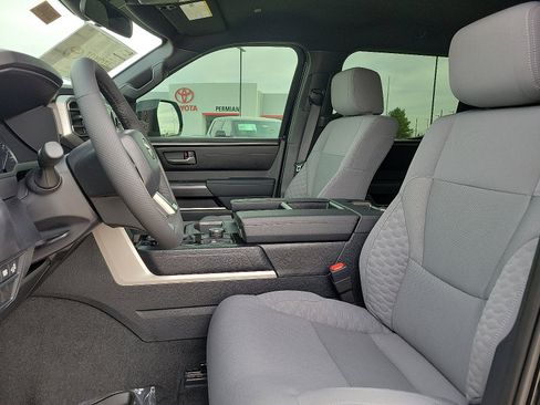 New 2025 Toyota Tundra SR5 w/ TRD Off-Road Package AWD/4WD image 12