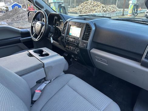 Used 2018 Ford F150 XLT w/ Equipment Group 302A Luxury image 12