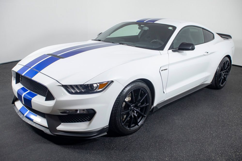 Used 2018 Ford Mustang Shelby GT350 RWD image 24