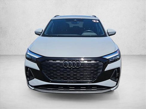 Used 2023 Audi Q4 e-tron Premium Plus w/ Premium Plus AWD/4WD image 2