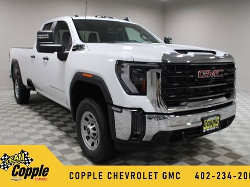 New 2026 GMC Sierra 2500 Pro w/ 1SA Pro Safety Plus Package AWD/4WD image 1
