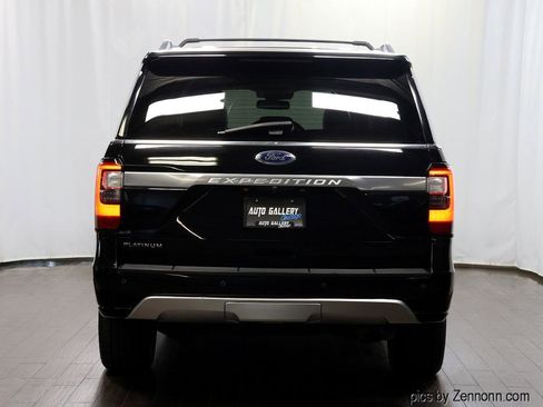 Used 2018 Ford Expedition Platinum AWD/4WD image 6