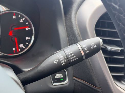 Used 2023 GMC Acadia AT4 w/ Technology Package image 16