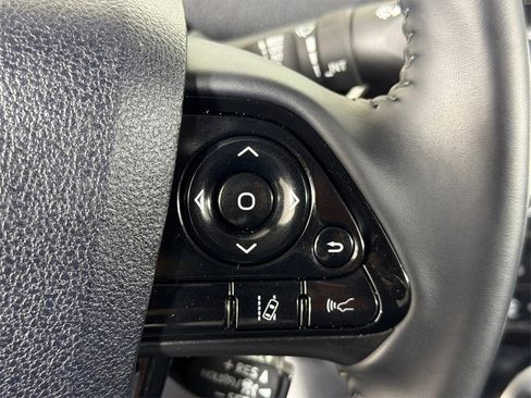 Used 2022 Toyota Prius Prime LE image 25