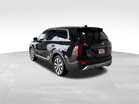 Used 2021 Kia Telluride S image 3