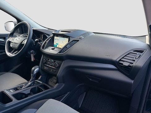 Used 2018 Ford Escape SE w/ SE Sync 3 Package AWD/4WD image 30