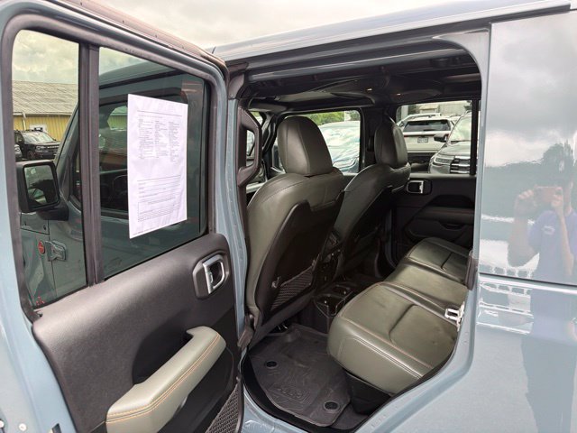 Used 2024 Jeep Gladiator Mojave AWD/4WD image 45
