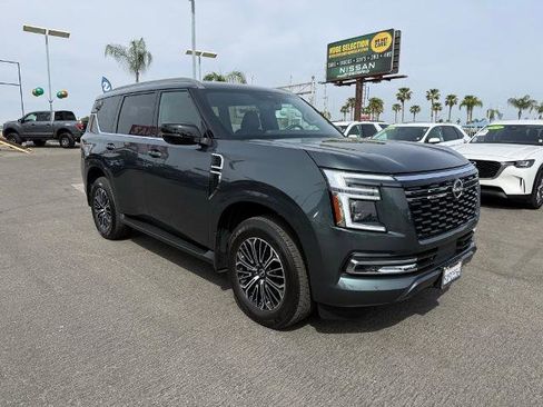 Certified 2026 Nissan Armada SL w/ Captain's Chari Seat Package RWD image 1
