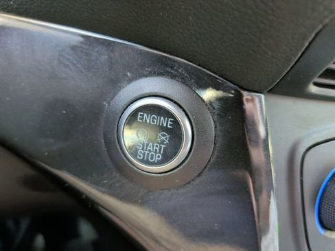 Certified 2017 Ford Escape Titanium w/ Equipment Group 301A FWD image 23