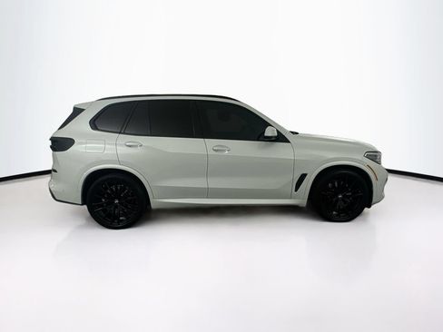 Used 2021 BMW X5 sDrive40i w/ M Sport Package RWD image 4