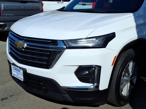 Used 2023 Chevrolet Traverse LT AWD/4WD image 7