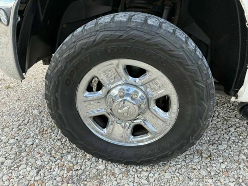 Used 2014 RAM 2500 Tradesman w/ Chrome Appearance Group AWD/4WD image 32