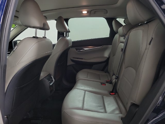 Certified 2025 INFINITI QX50 Luxe AWD/4WD image 25