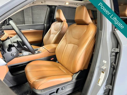 Used 2025 INFINITI QX60 Sensory w/ Vision Package AWD/4WD image 7