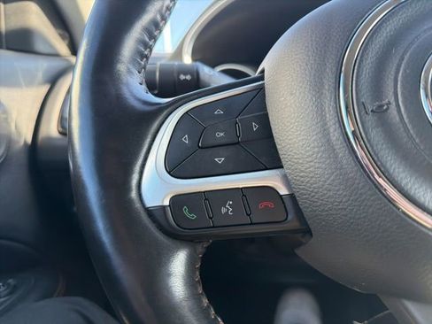 Used 2019 Jeep Compass Limited AWD/4WD image 34