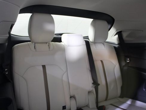 New 2025 MAZDA CX-90 Plug-In Hybrid w/ Premium Plus image 11