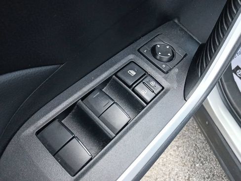 Used 2023 Toyota RAV4 LE FWD image 12