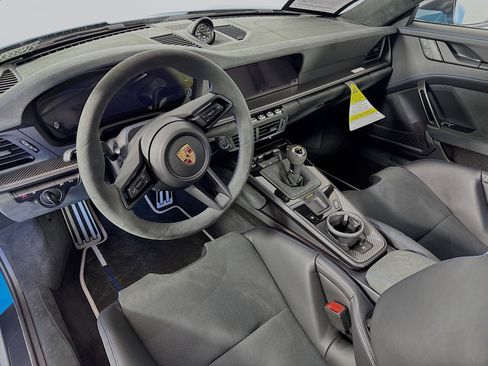 Used 2025 Porsche 911 GT3 image 4