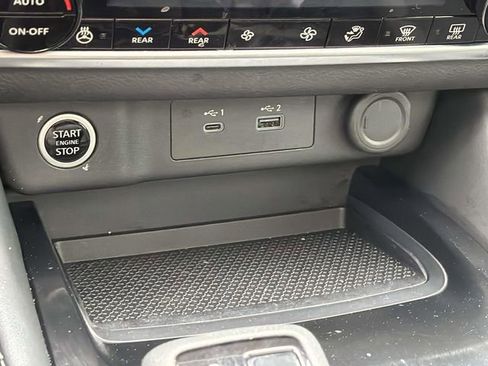 Certified 2023 Nissan Rogue SL w/ SL Premium Package image 19