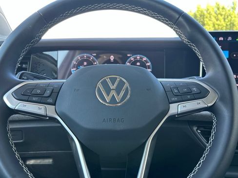 Certified 2026 Volkswagen Tiguan S FWD image 20