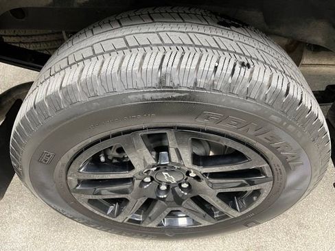 Used 2023 Chevrolet Silverado 1500 RST w/ Protection Package AWD/4WD image 16