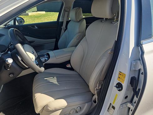 Used 2022 Genesis G80 2.5T w/ Prestige Package image 15