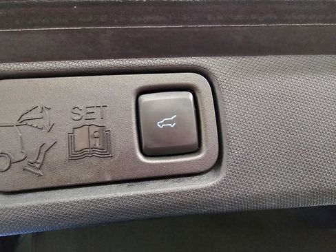 Used 2022 Ford Mustang Mach-E Premium image 14