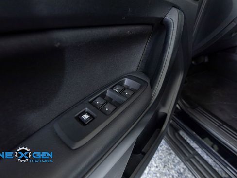 Used 2023 Ford Ranger XLT w/ Equipment Group 301A Mid AWD/4WD image 12