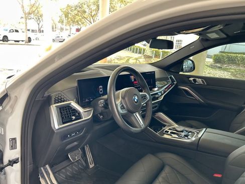 Used 2024 BMW X6 M60i w/ Climate Comfort Package image 6
