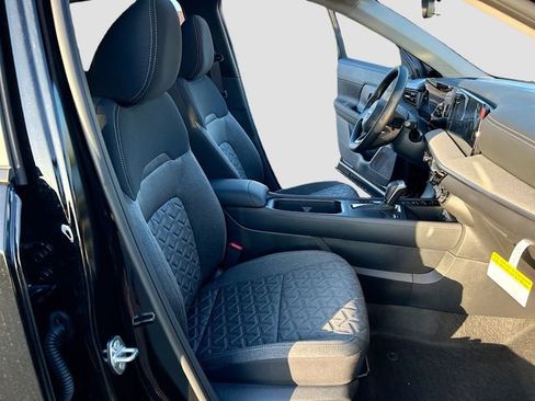 New 2026 Nissan Kicks SV w/ SV Premium Package FWD image 22
