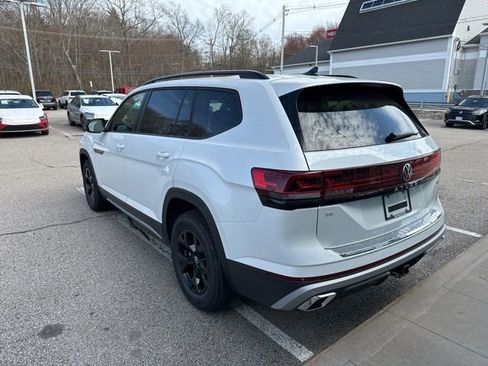 New 2026 Volkswagen Atlas Peak Edition AWD/4WD image 5