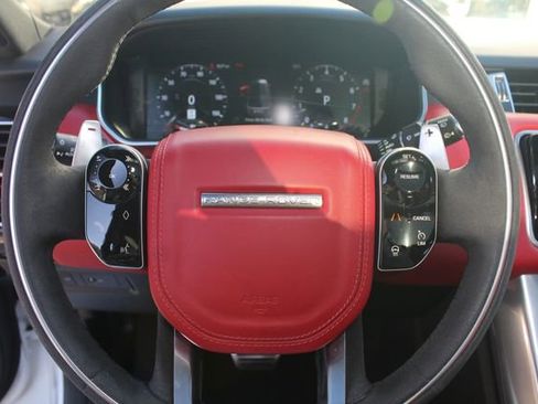 Used 2022 Land Rover Range Rover Sport HST image 18